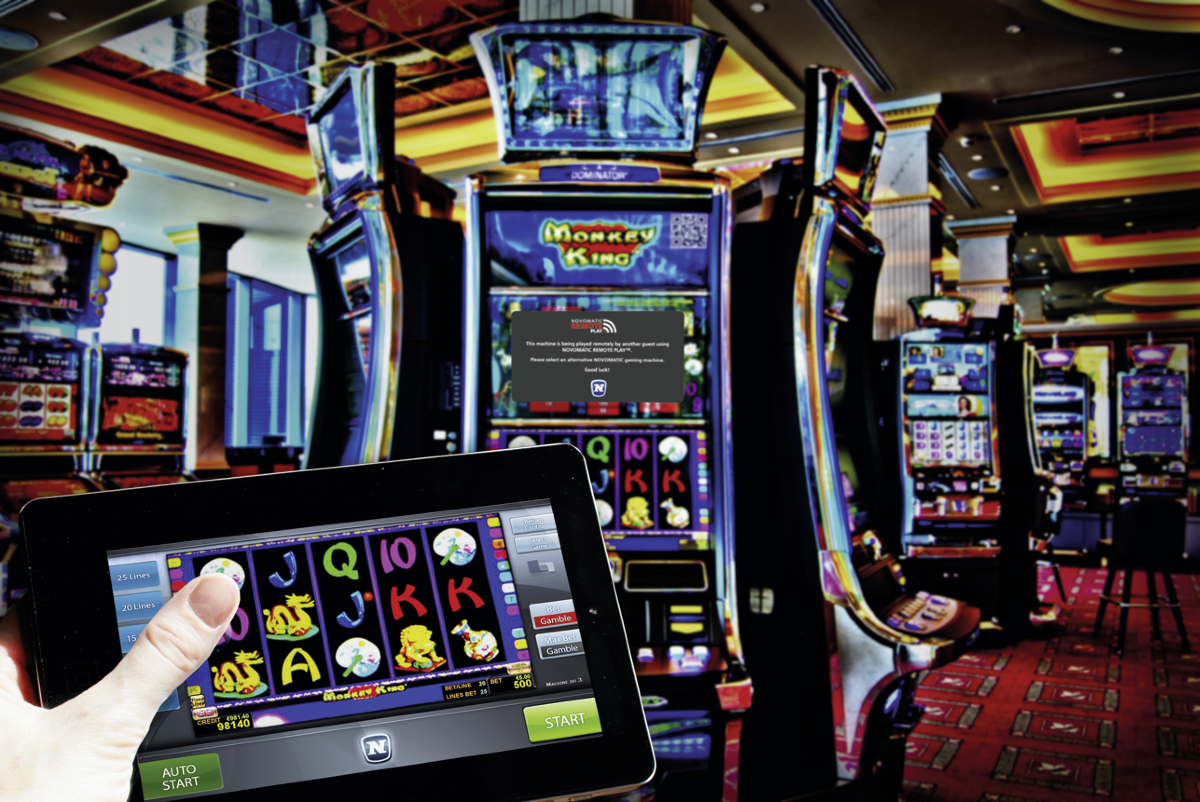Игровые автоматы где реально выигрывают без первоначального. Слот казино Новоматик. Казино вулкан гейминатор Слотс. Зал игровых автоматов. Классические игровые автоматы.